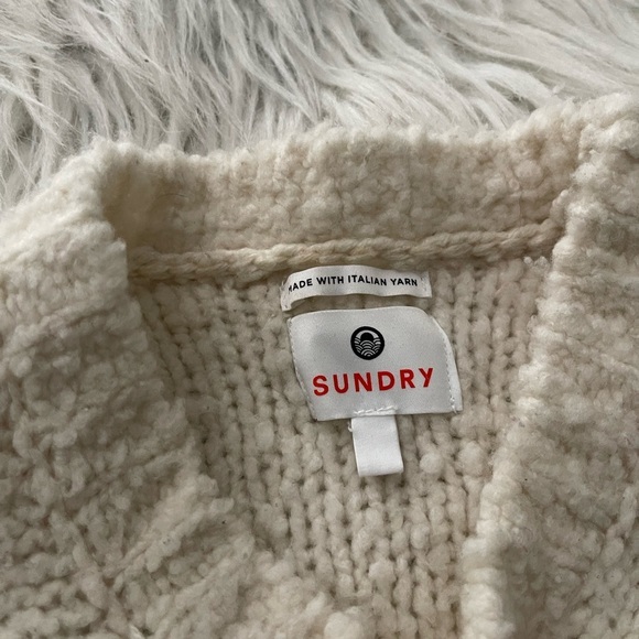 Sundry oversized Italian yarn wool heart sweater - Picture 4 of 7
